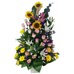 Huge vase arrangement of imported roses. Free delivery by experienced Philippine online flower shop 